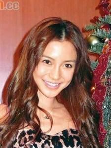 傅嘉莉个人资料,才华横溢的年轻演员，演艺事业璀璨星光