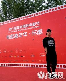 关世鹏个人资料,才华横溢的青年才俊,引领时代潮流的先锋人物